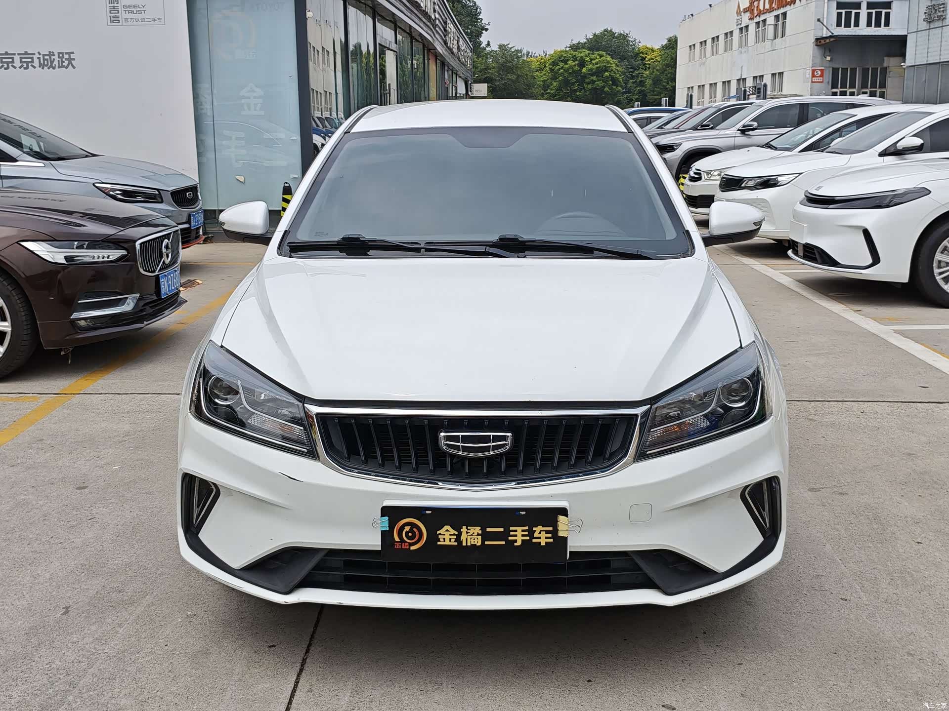 Geely Emgrand, 2021 все фото