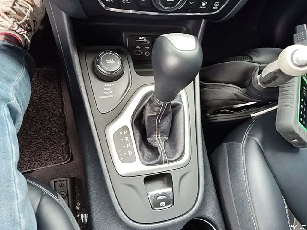 Jeep Cherokee, 2016 14