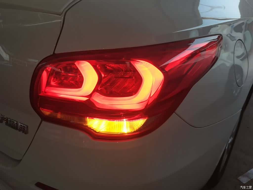 Chevrolet 320, 2018 8