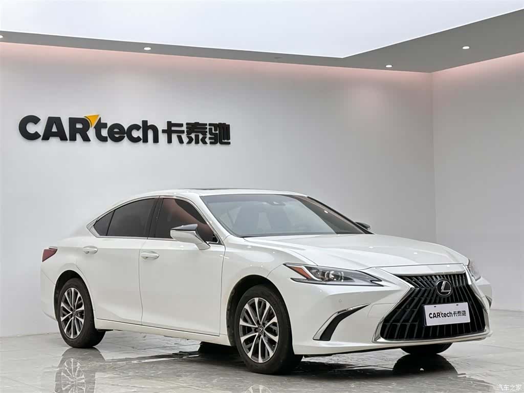 Lexus ES, 2024 6