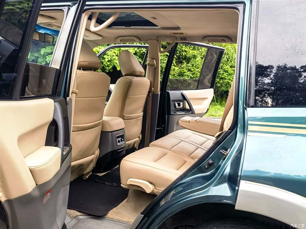 Mitsubishi Pajero, 2004 10