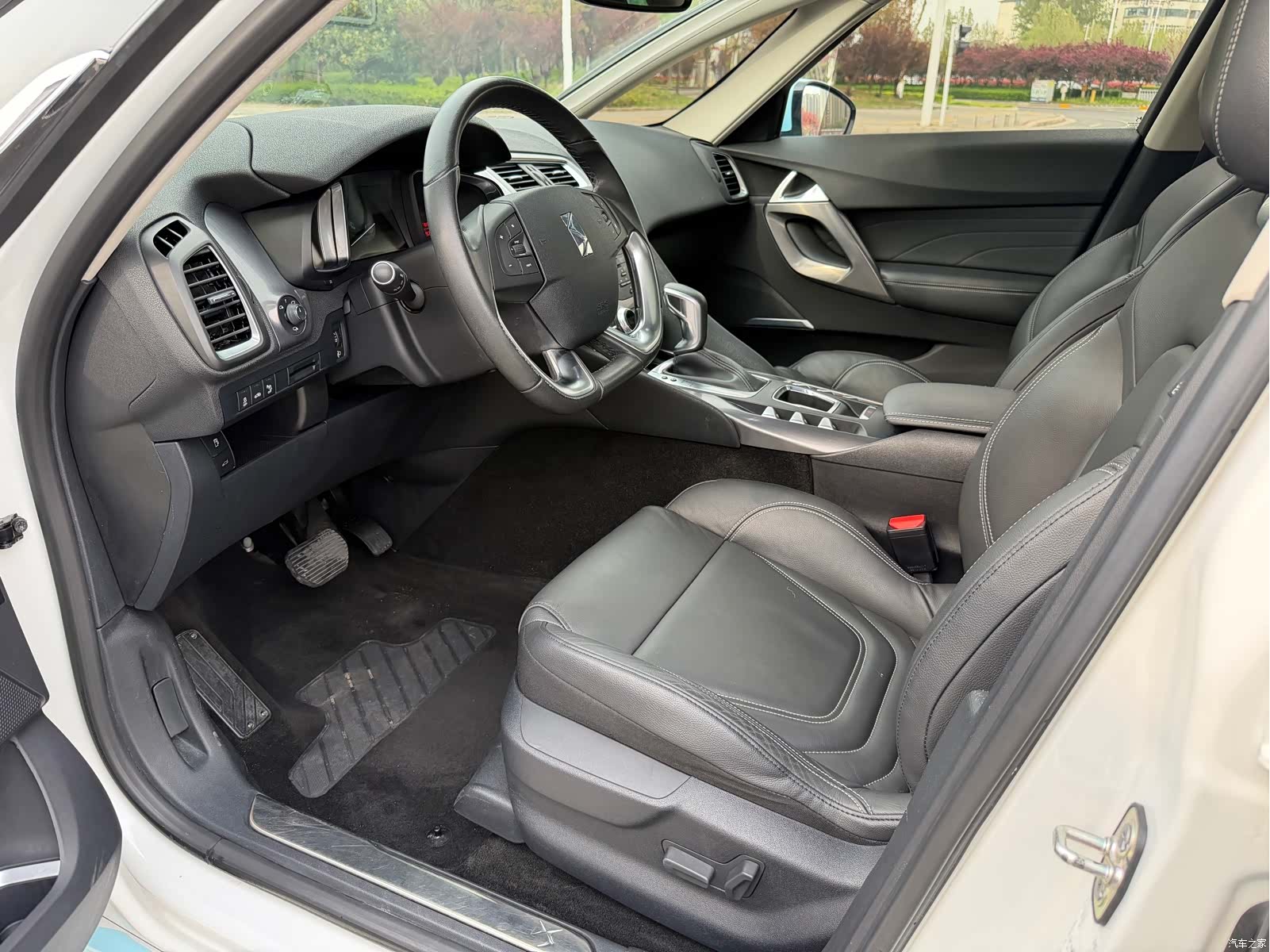 DS THP160, 2015 9
