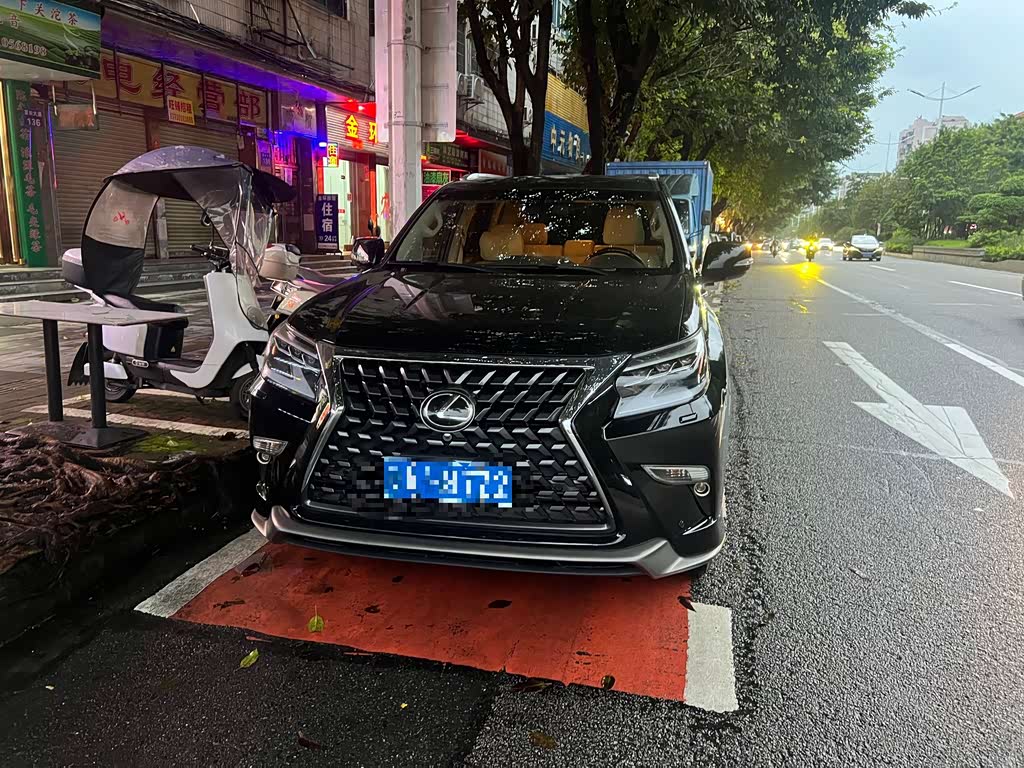 Lexus GX