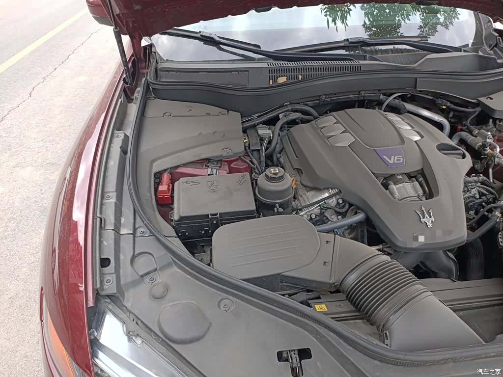 Maserati Levante, 2018 21