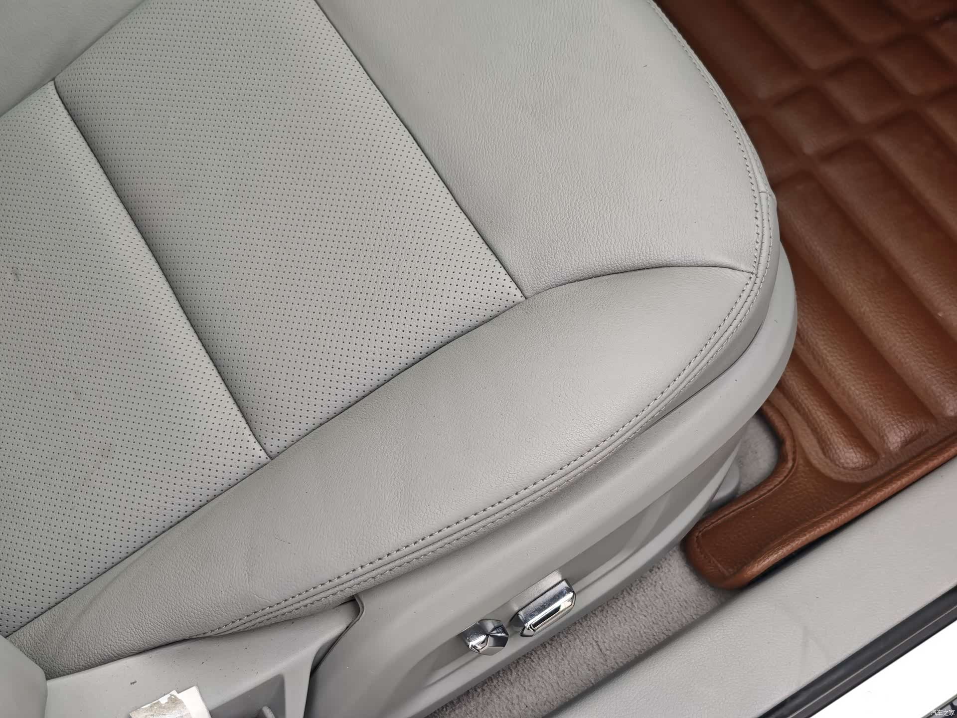 Hongqi H7, 2016 17