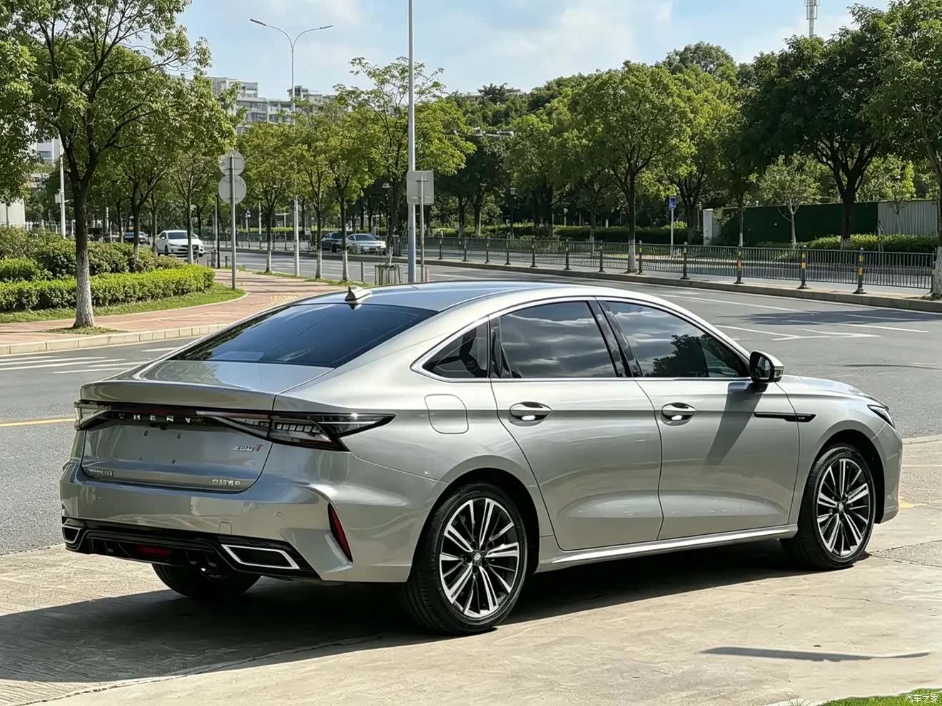 Chery Arrizo 8, 2023 4
