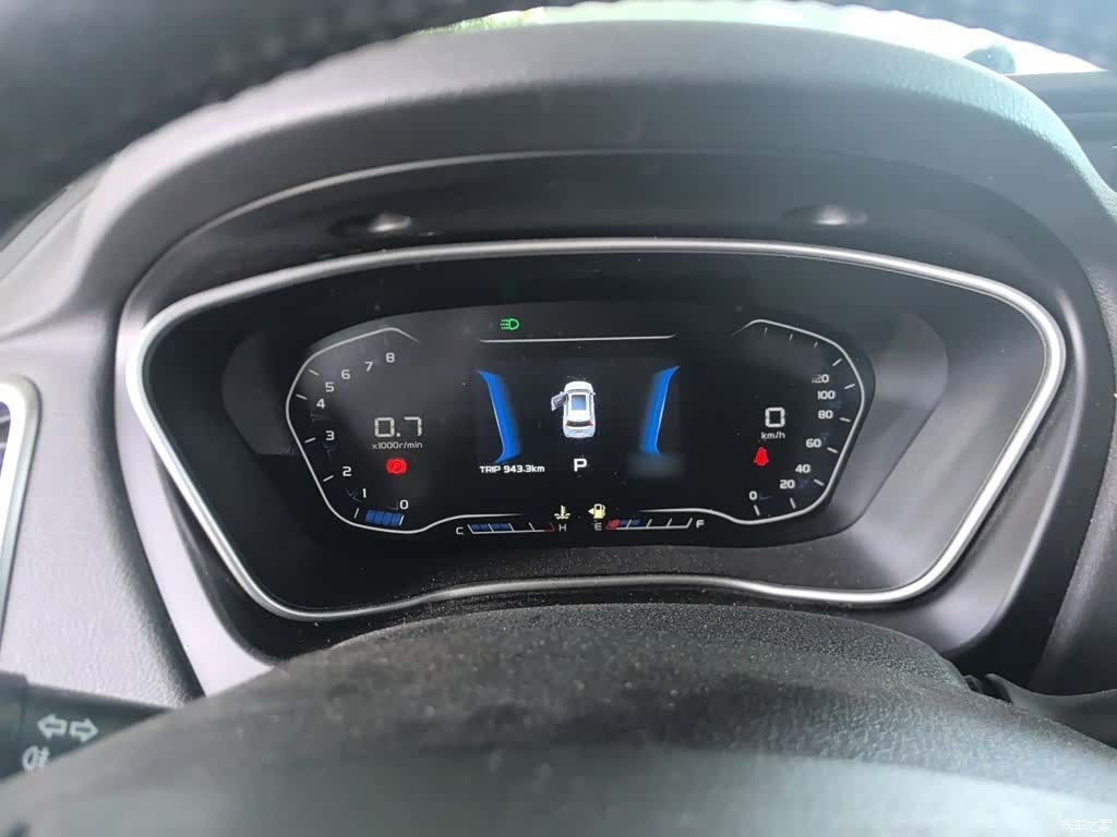 Geely X6, 2019 4
