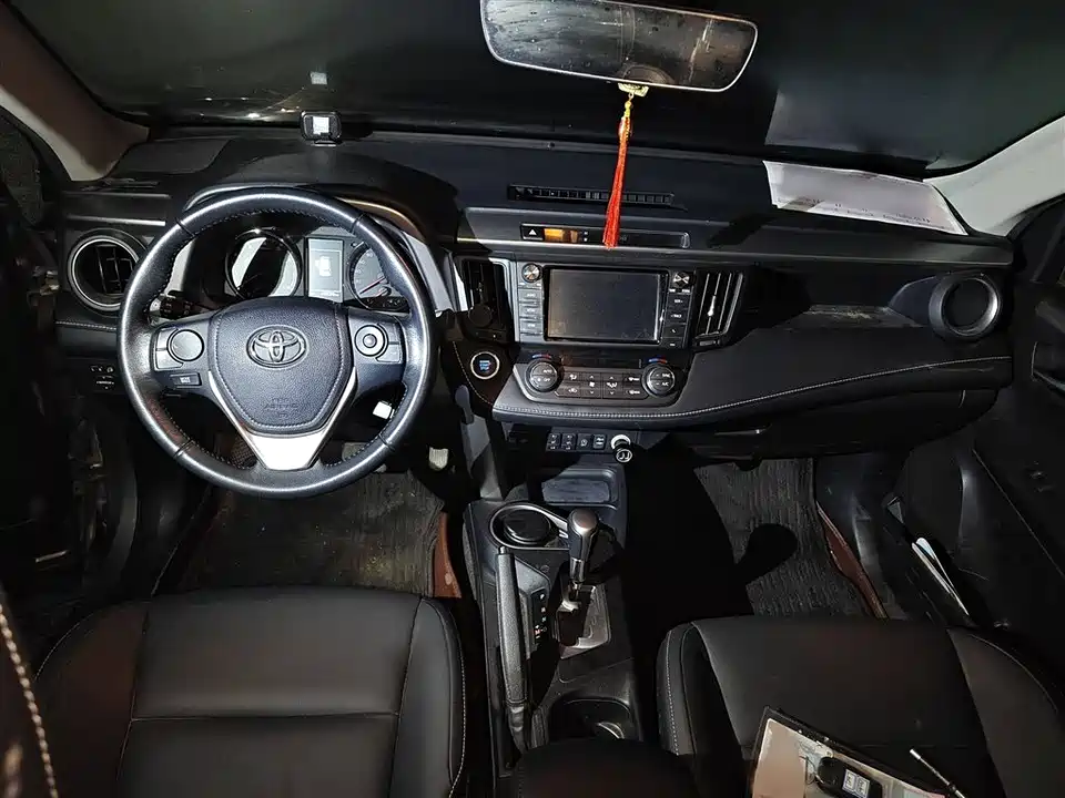 Toyota RAV4 Rongfang