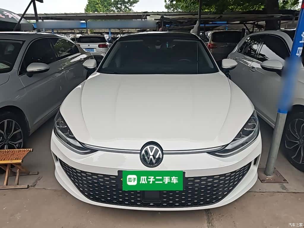 Volkswagen Lamando, 2022 3