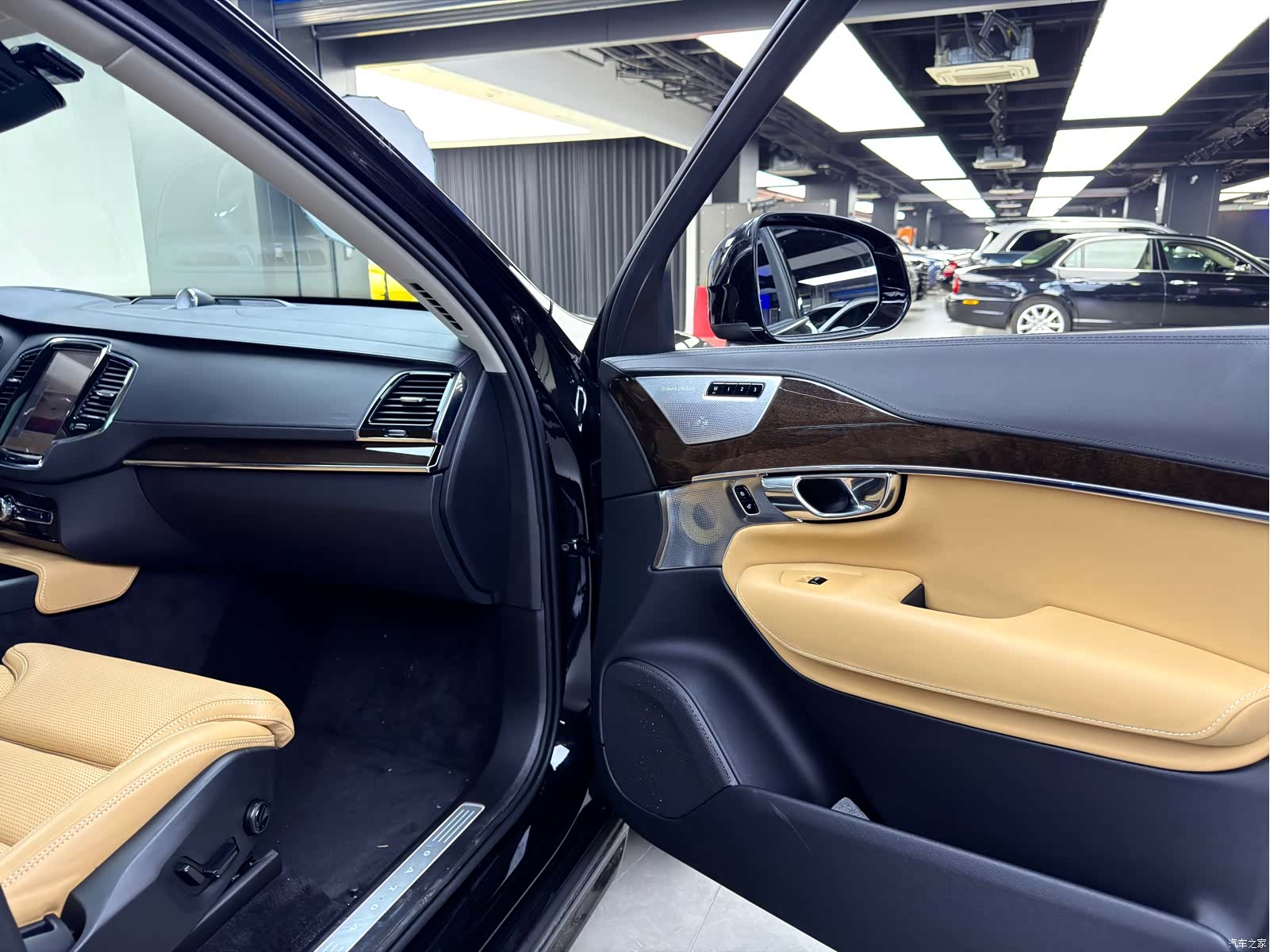 Volvo XC90, 2016 16
