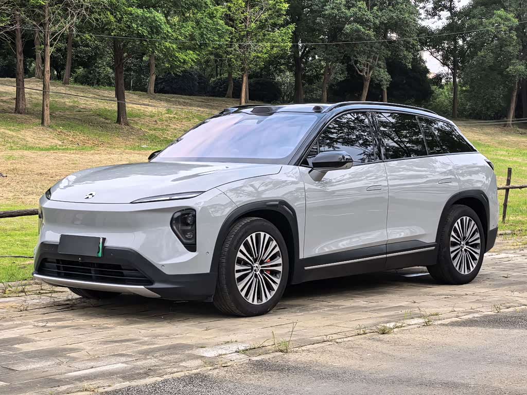 NIO ES7