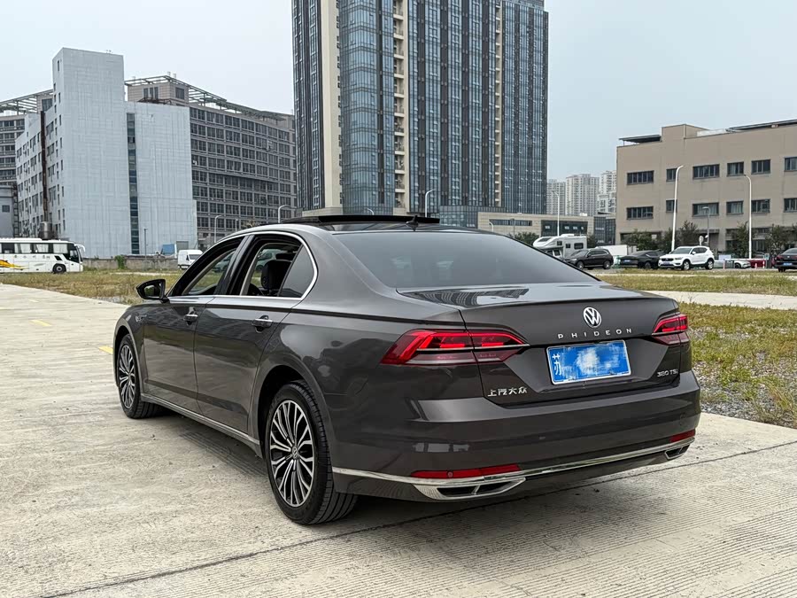 Volkswagen Phideon 2017, фото 4