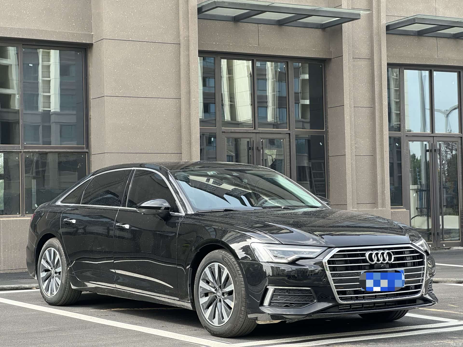 Audi A6L, 2021 1