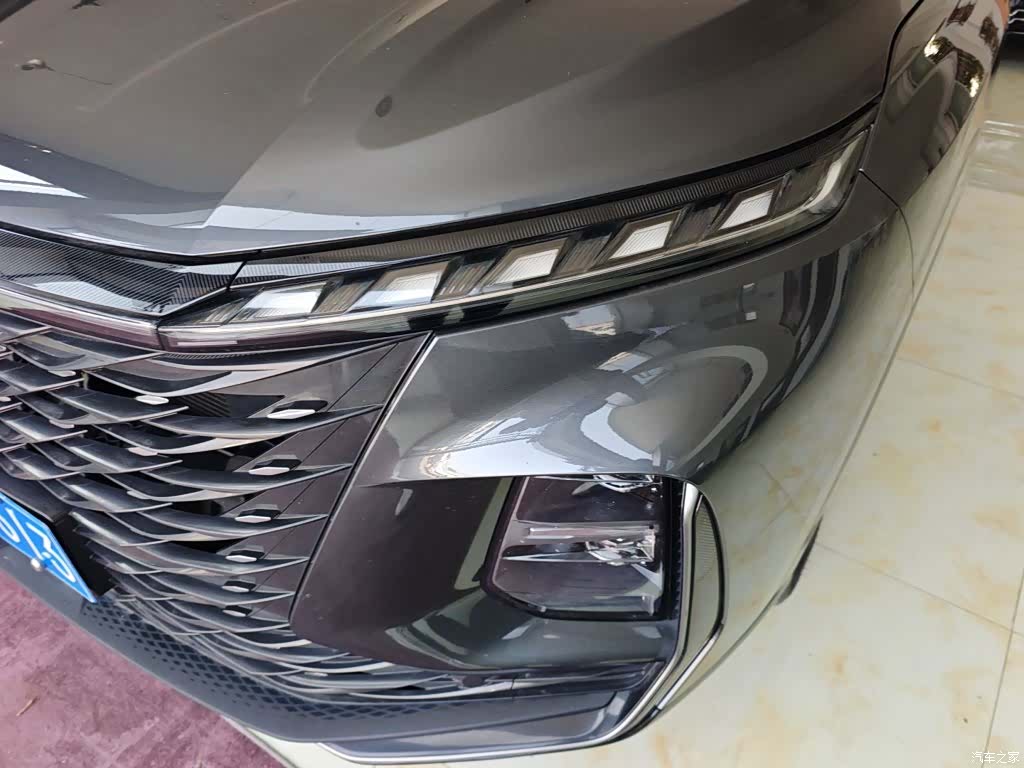 Roewe RX5, 2023 18