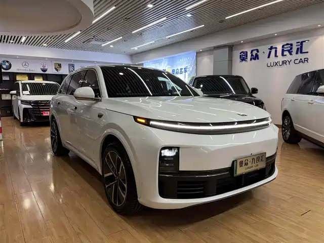 Li Auto L7 2024 — купить из Китая под заказ