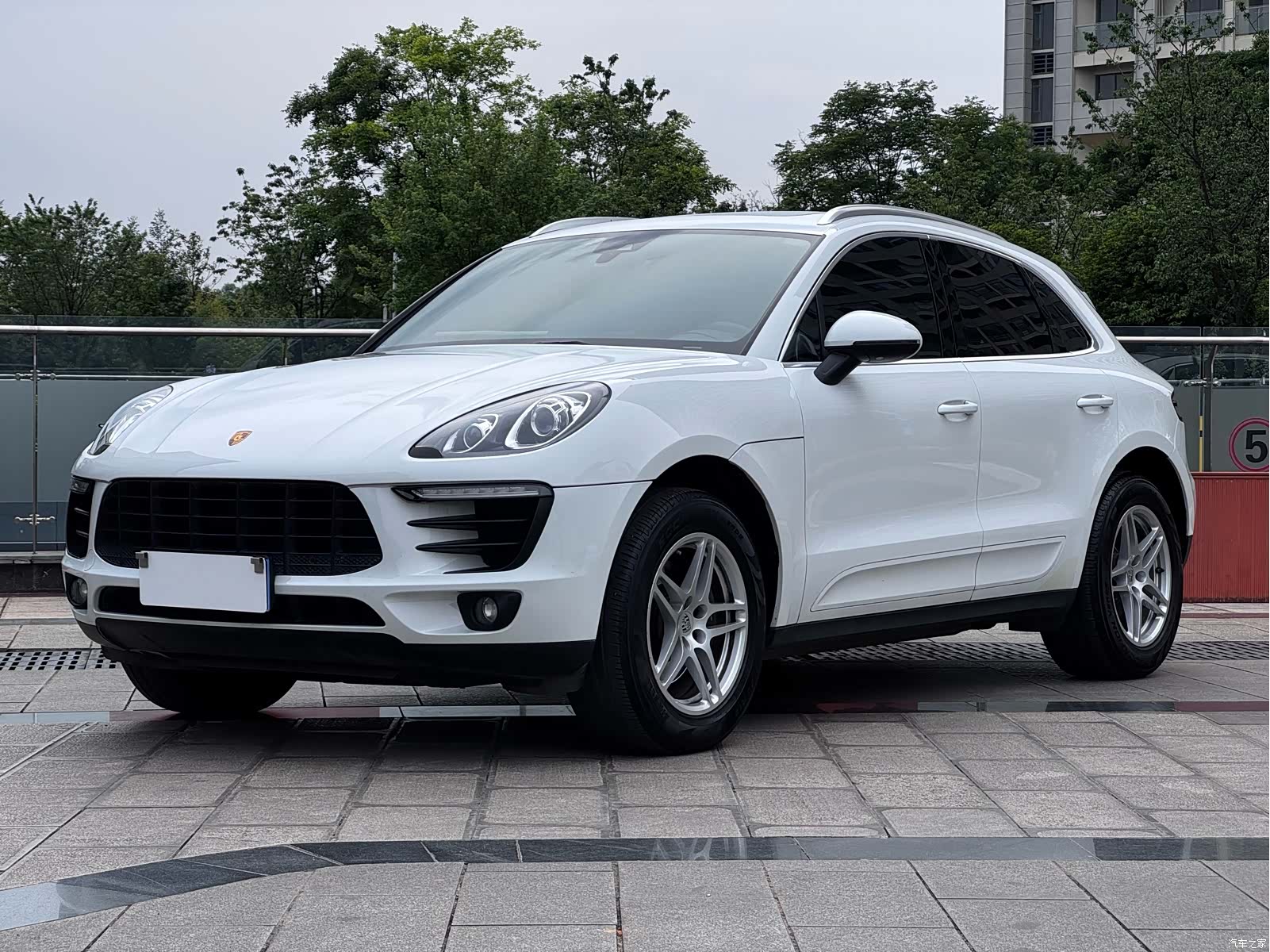 Porsche Macan, 2016 все фото