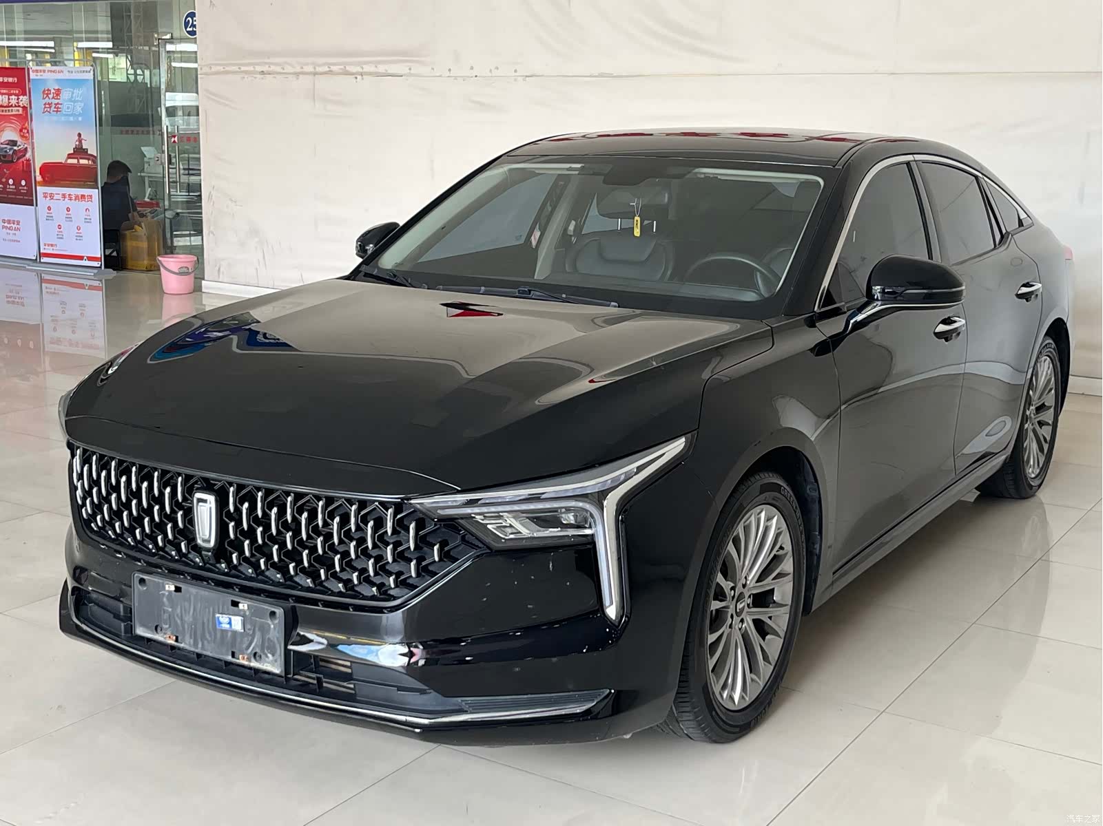 Bestune B70, 2023 1