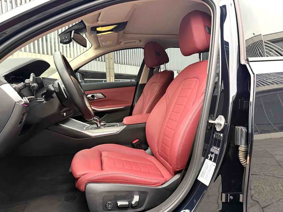 BMW 3 Series 2021, фото 5