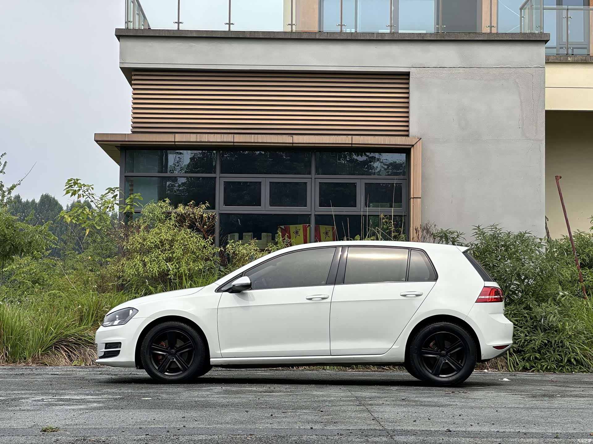 Volkswagen Golf, 2016 3