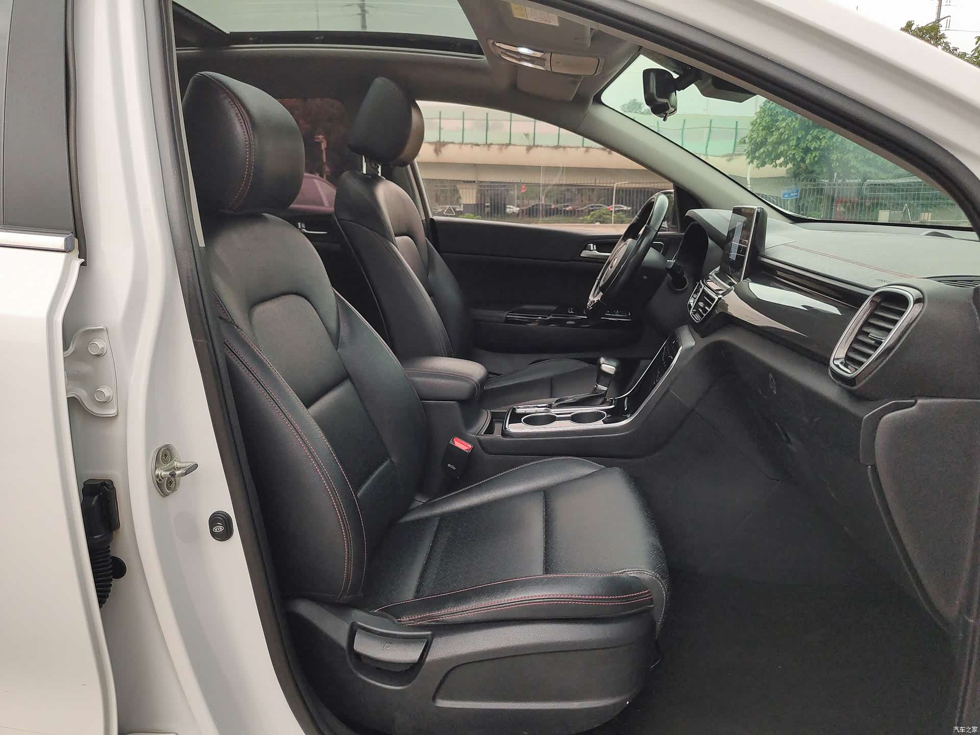 Kia KX5, 2020 10