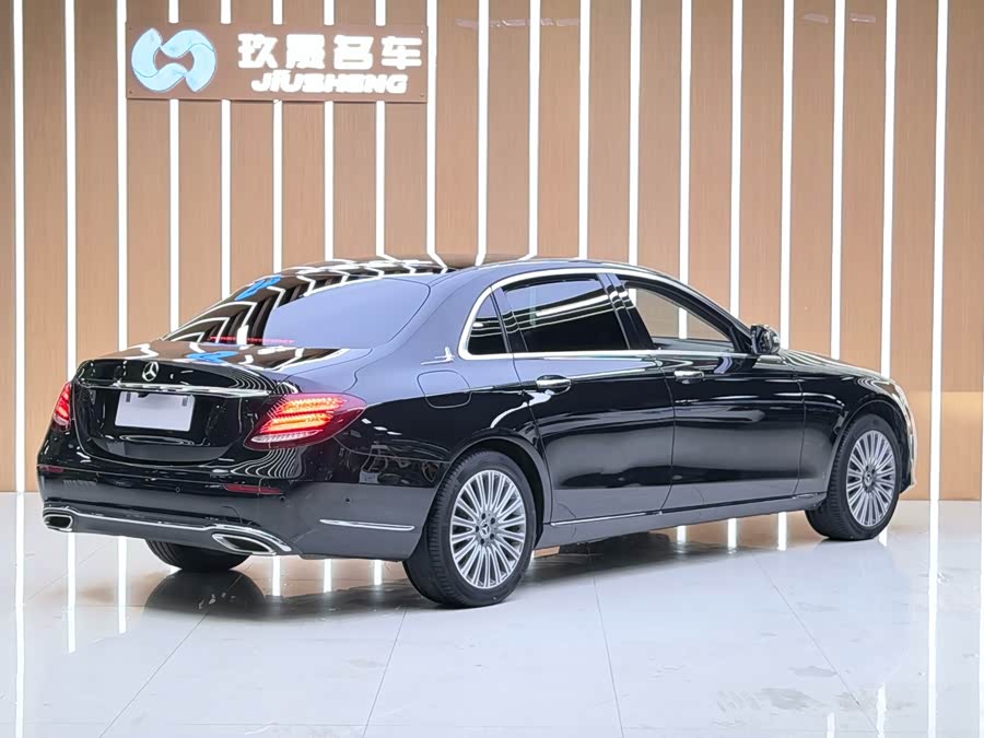 Mercedes-Benz E-Class 2020, фото 5