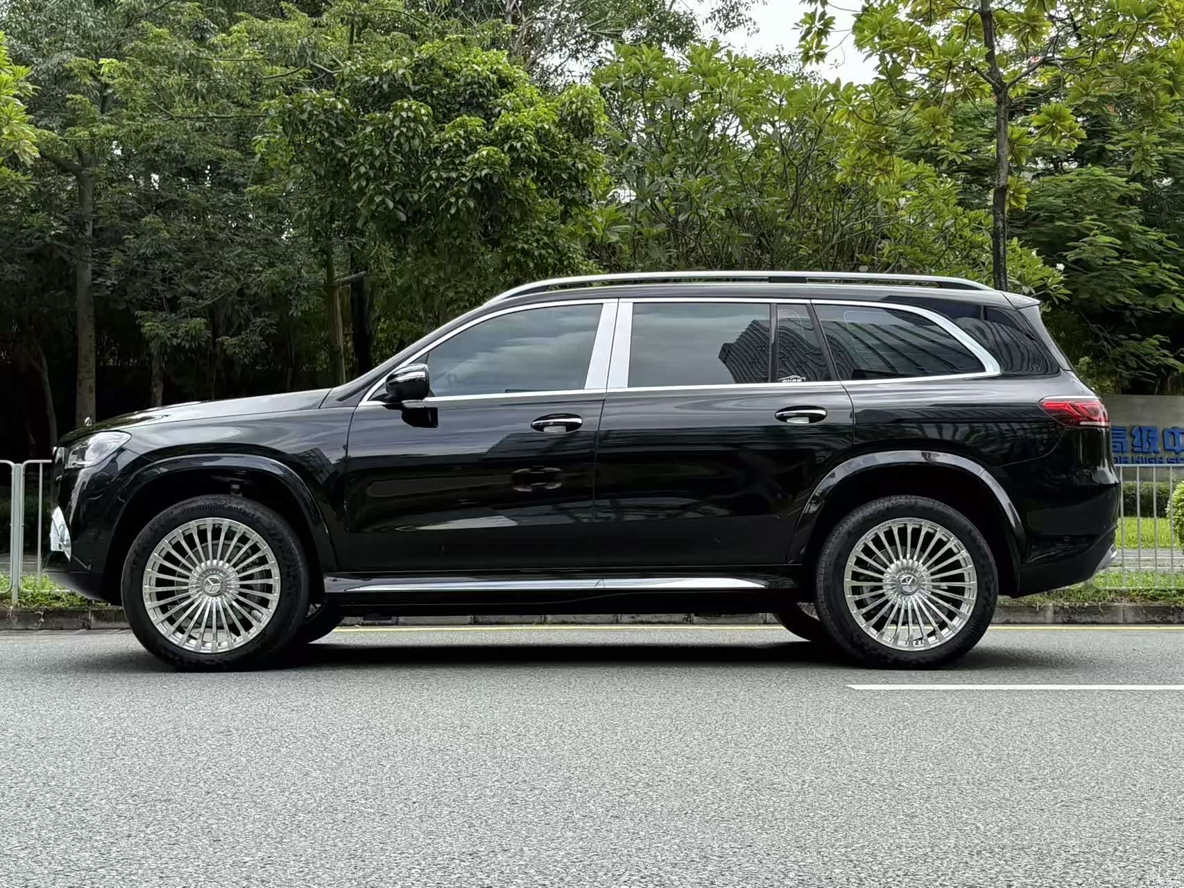 Mercedes-Benz GLS, 2023 4