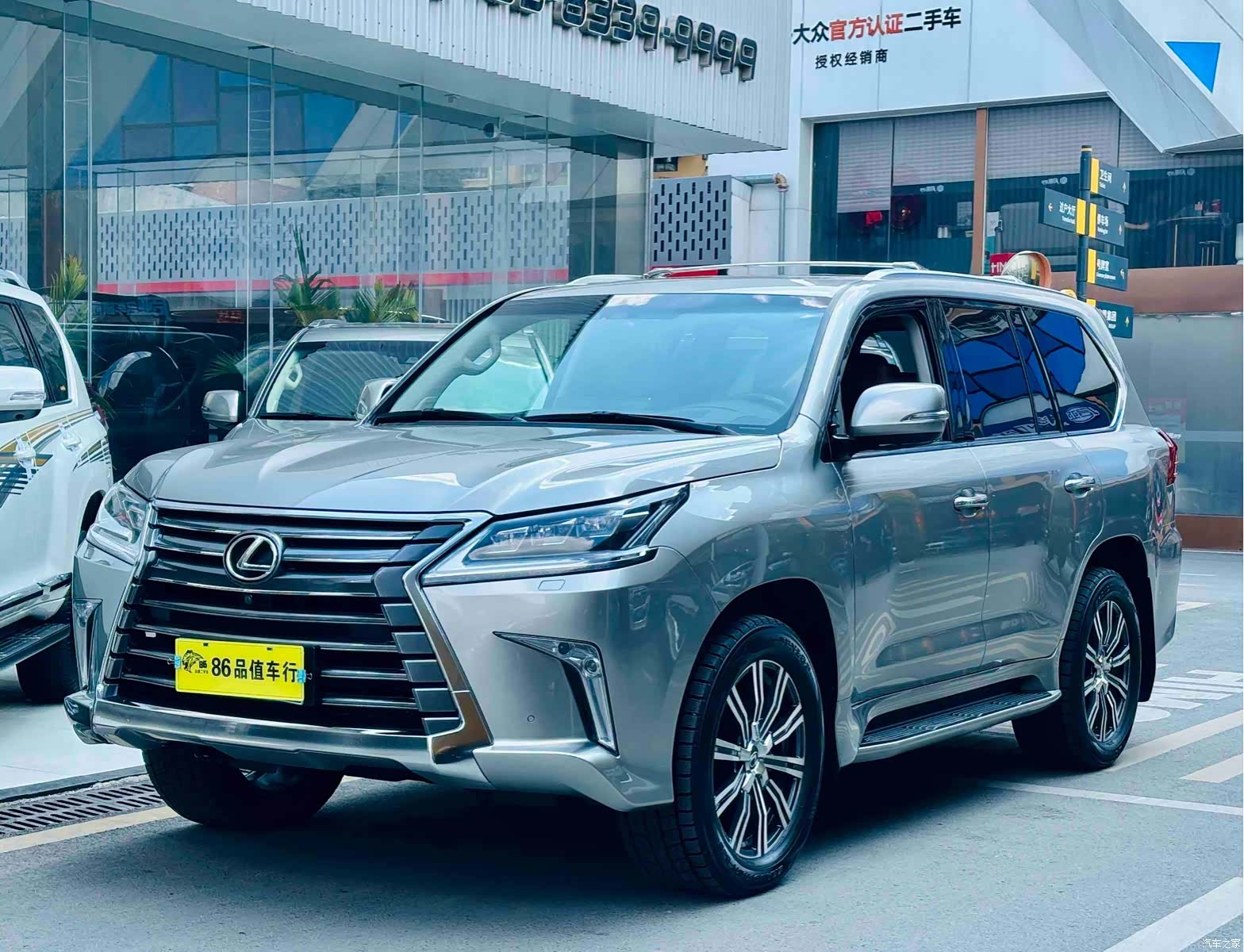 Lexus LX, 2018 2