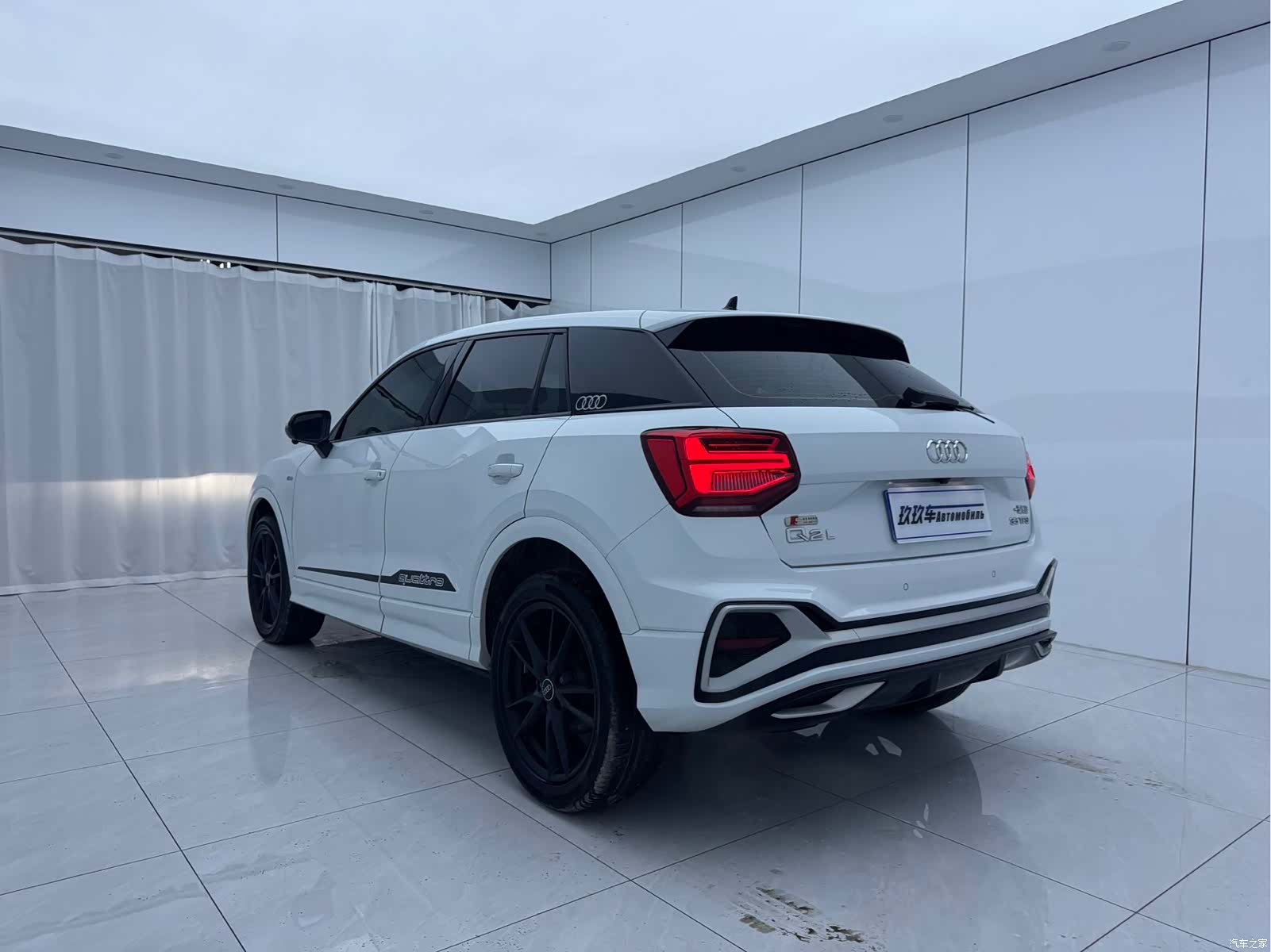 Audi Q2L, 2022 6