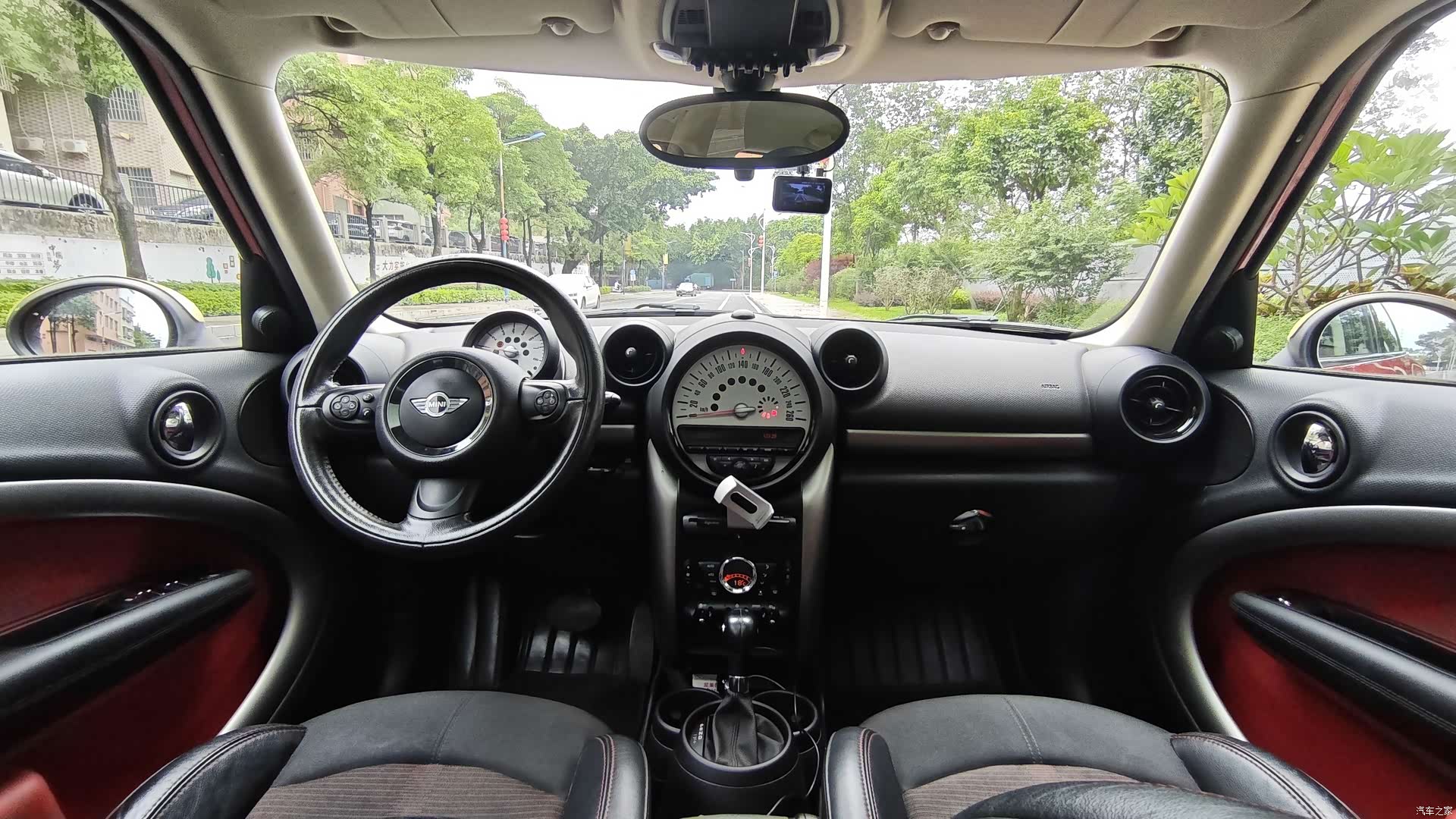 Mini Countryman, 2013 21