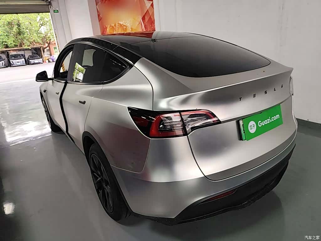 Tesla Model Y, 2024 все фото