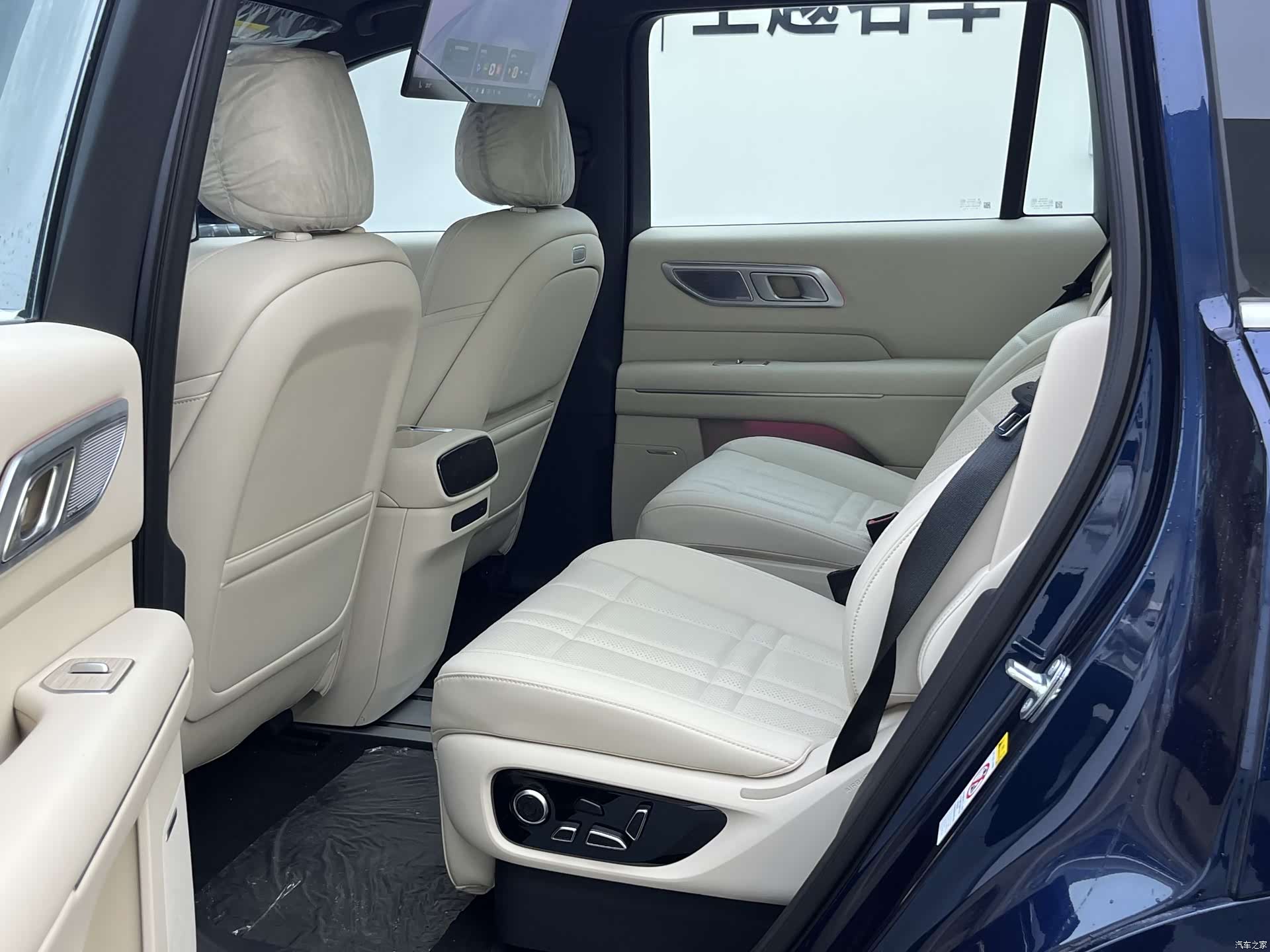 Deepal S09, 2025 10