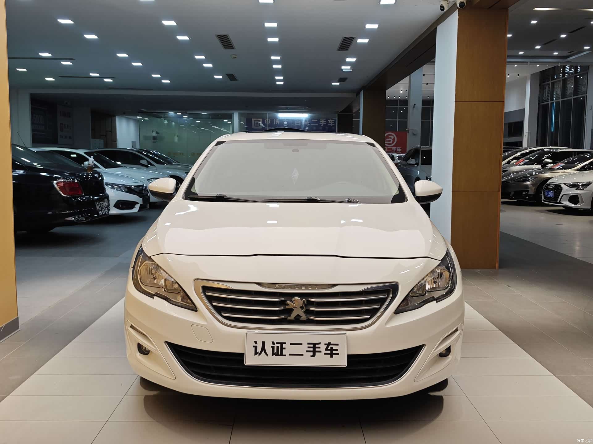 Peugeot 408, 2016 4