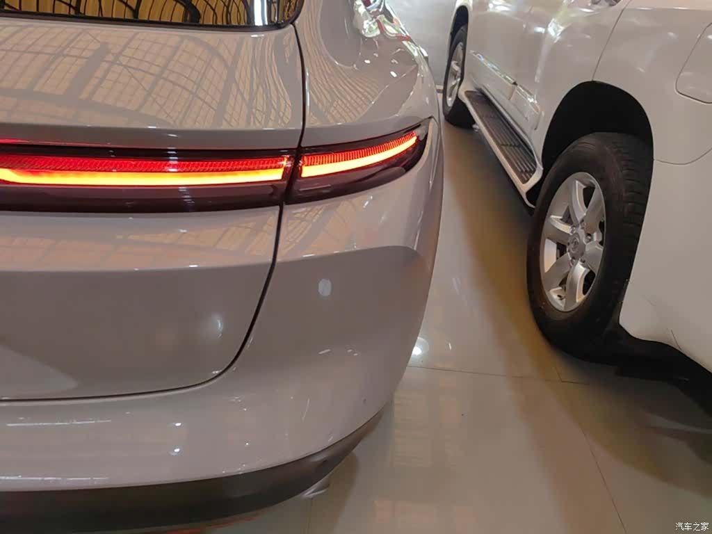 NIO ET5, 2025 8