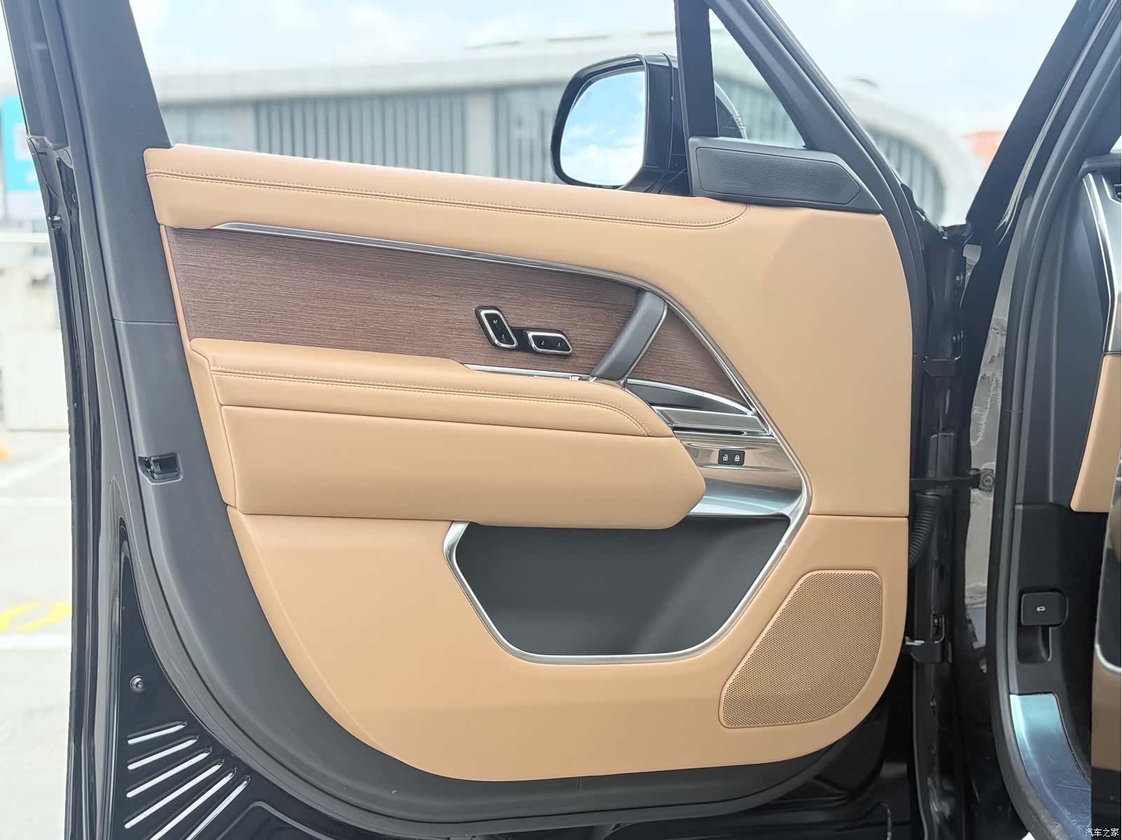 Land Rover Range Rover, 2023 16