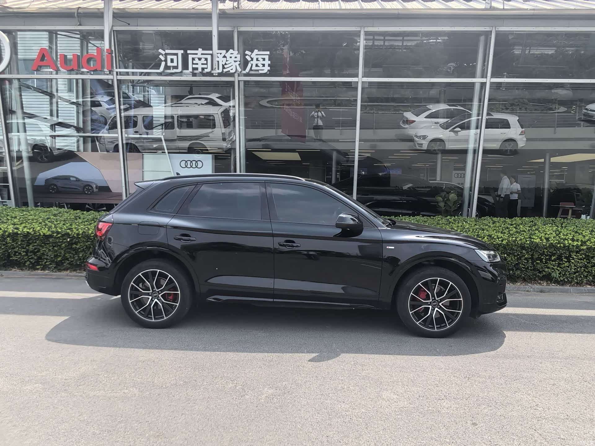 Audi Q5L, 2024 все фото