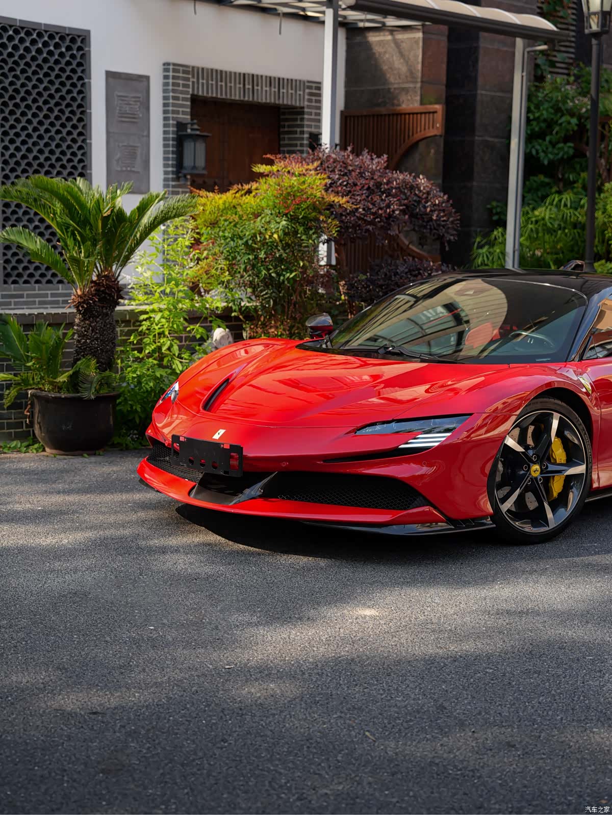 Ferrari SF90, 2021 2