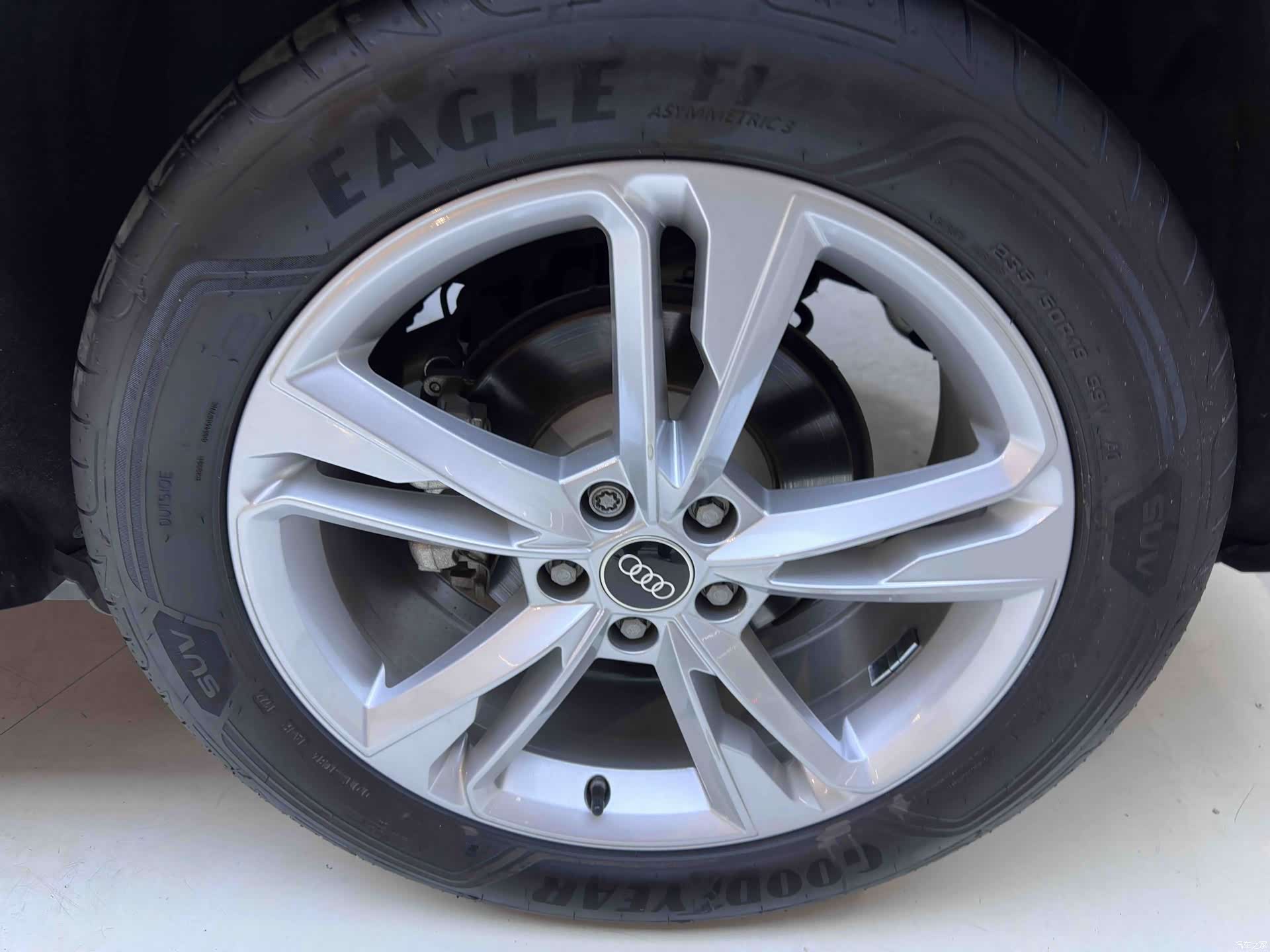 Audi Q3, 2023 19