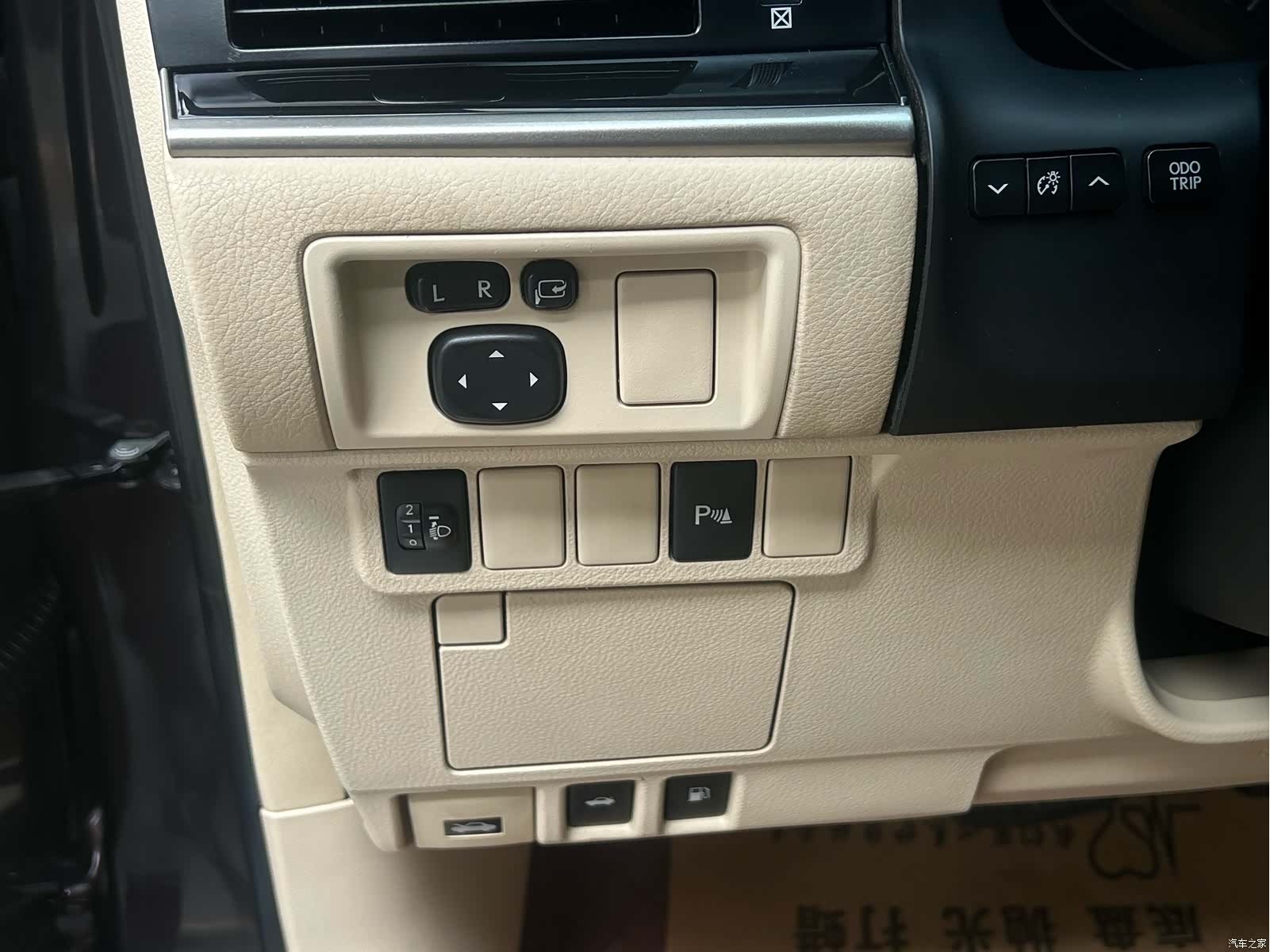 Lexus ES, 2012 8