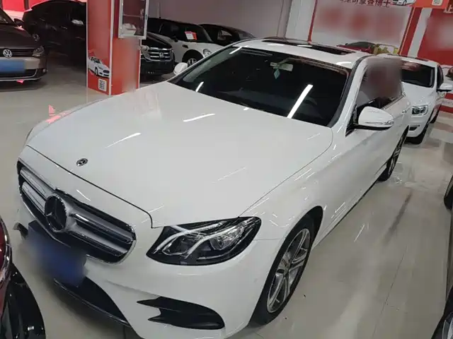 Mercedes-Benz E-Class 2018 — купить из Китая под заказ