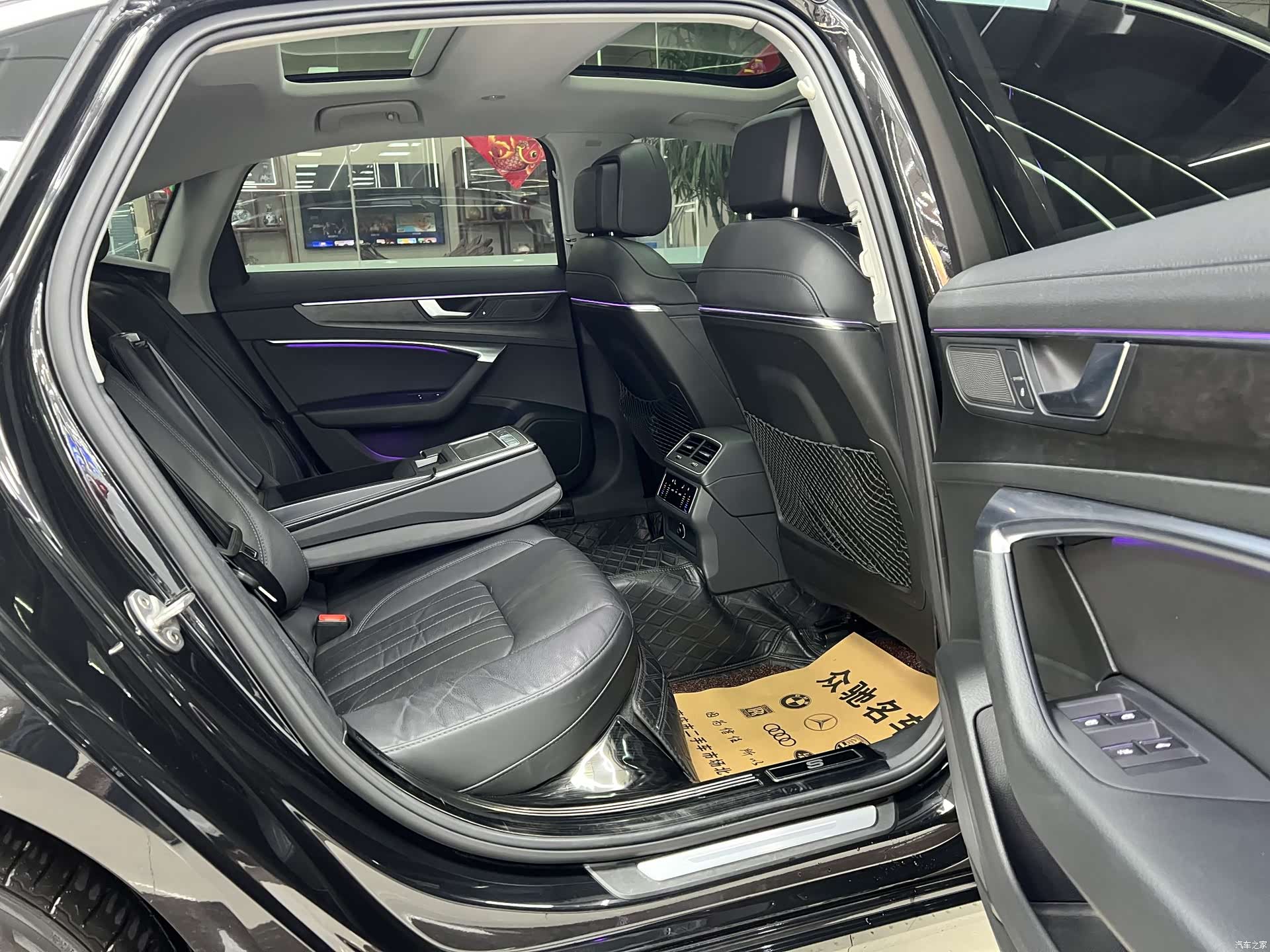 Audi A6L, 2022 все фото