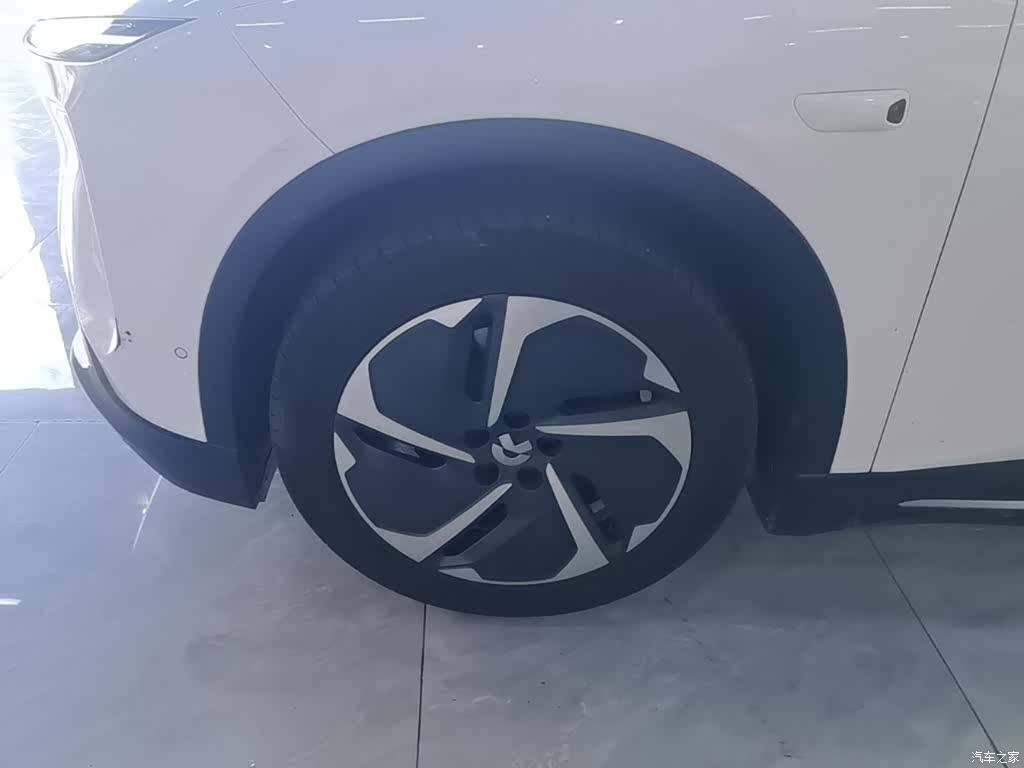 NIO ES6, 2023 23