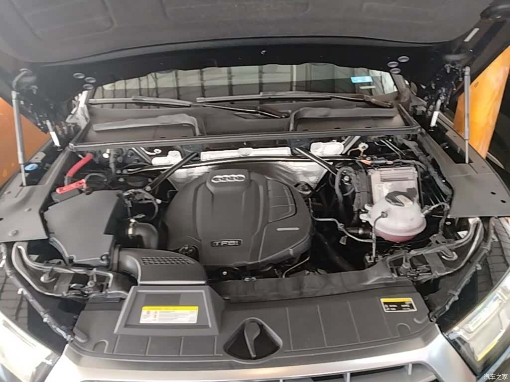 Audi Q5L, 2019 20