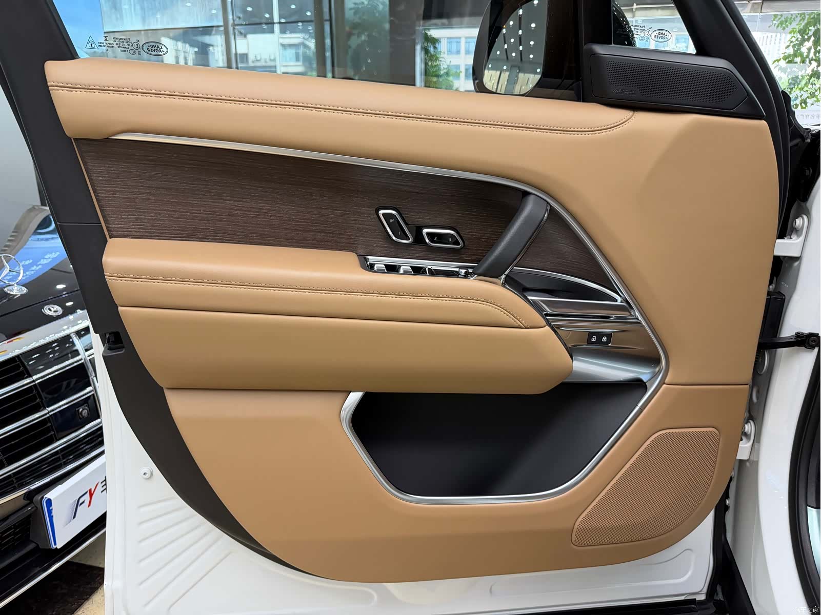 Land Rover Range Rover, 2022 все фото