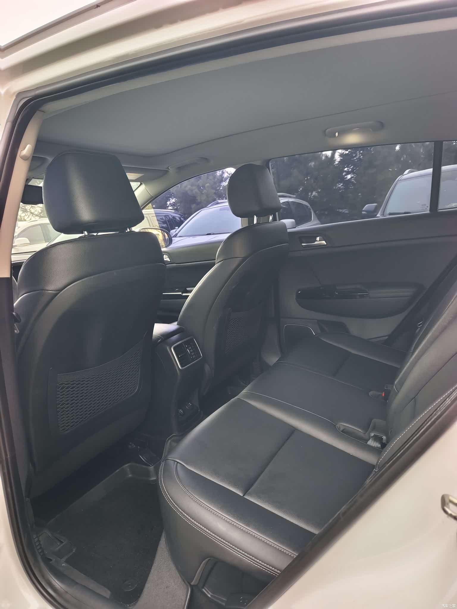 Kia KX5, 2016 6