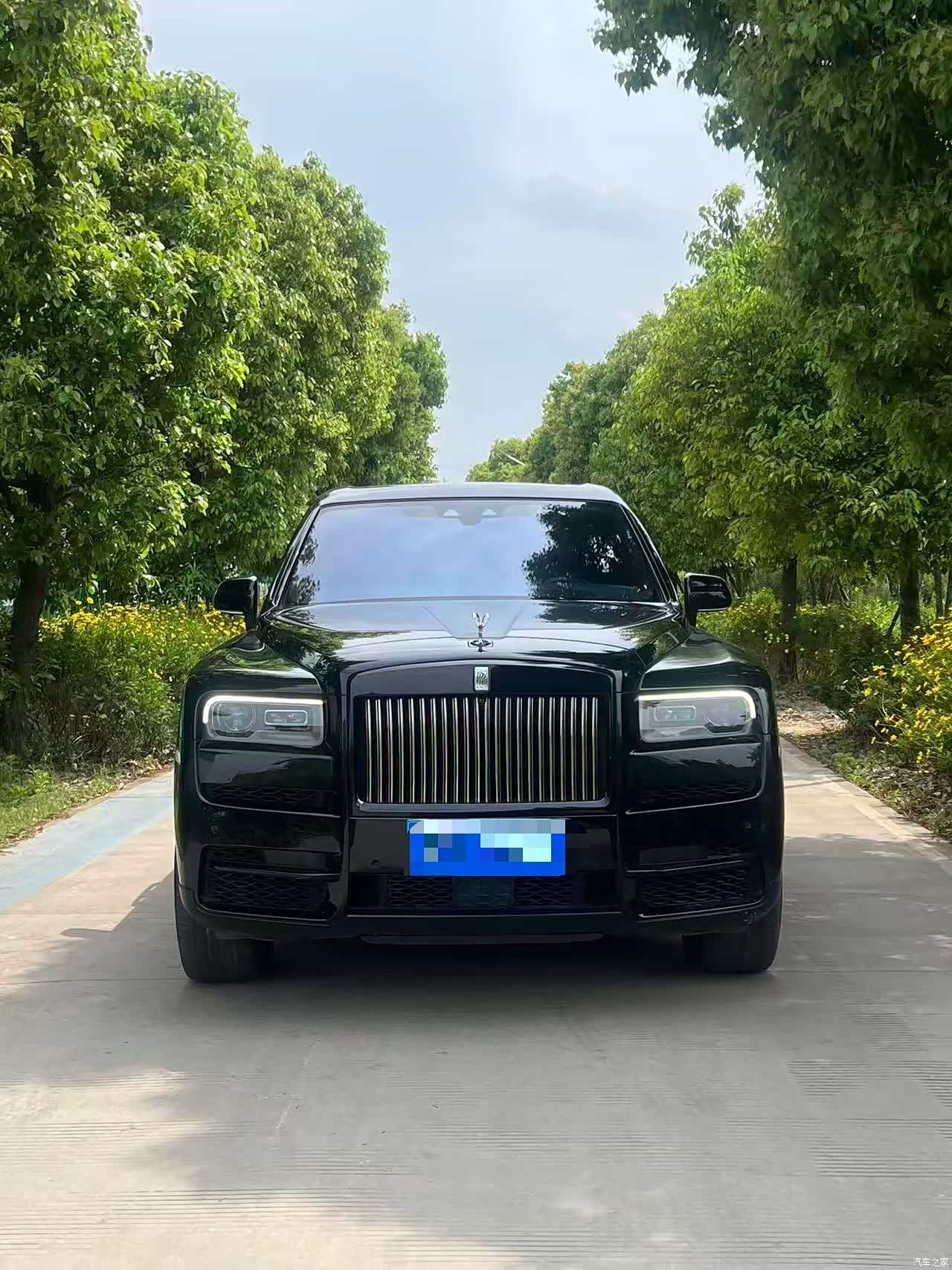 Rolls-Royce Cullinan, 2020 3