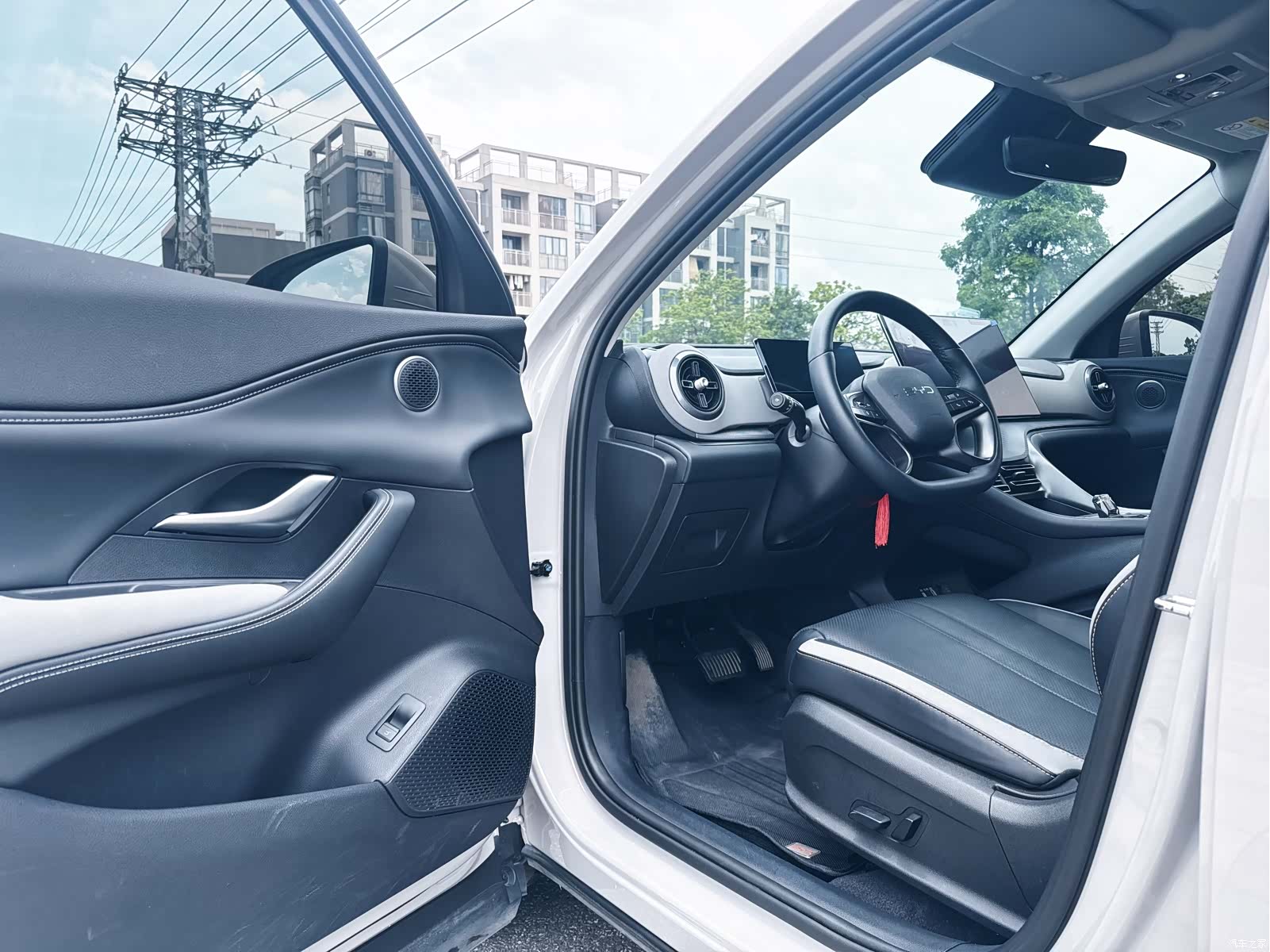 BYD HiAce, 2025 8