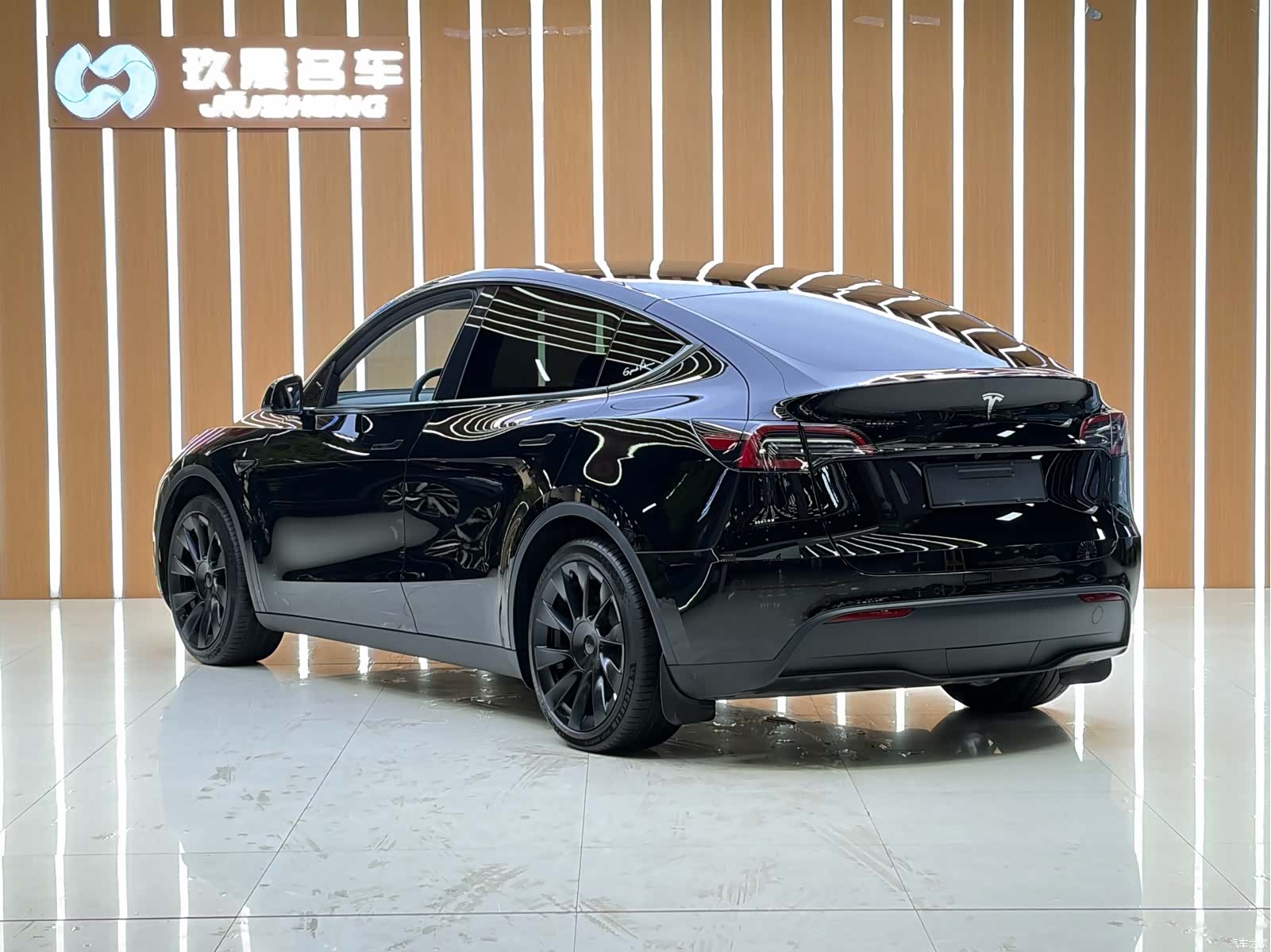 Tesla Model Y, 2023 11
