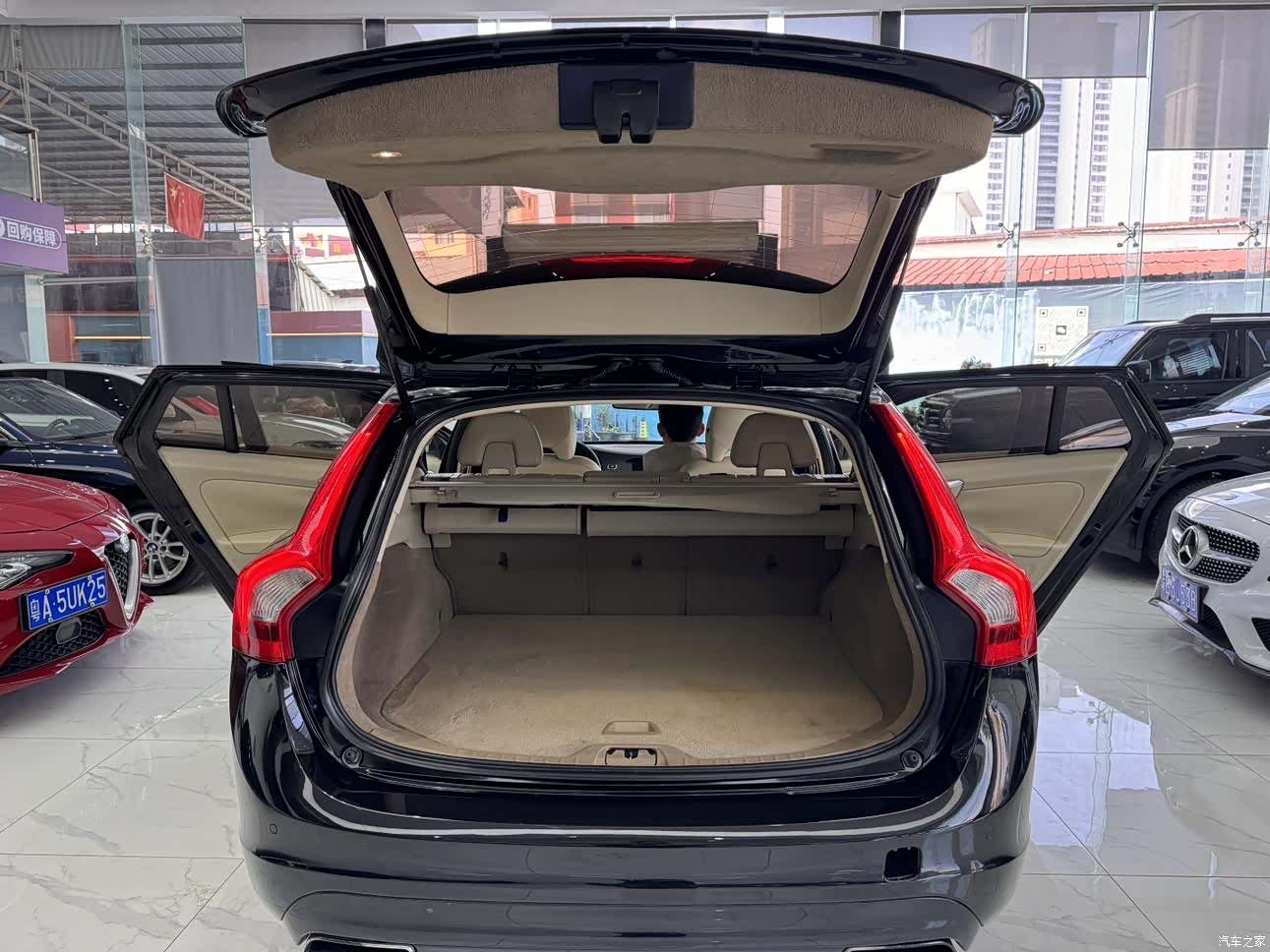 Volvo V60, 2014 28