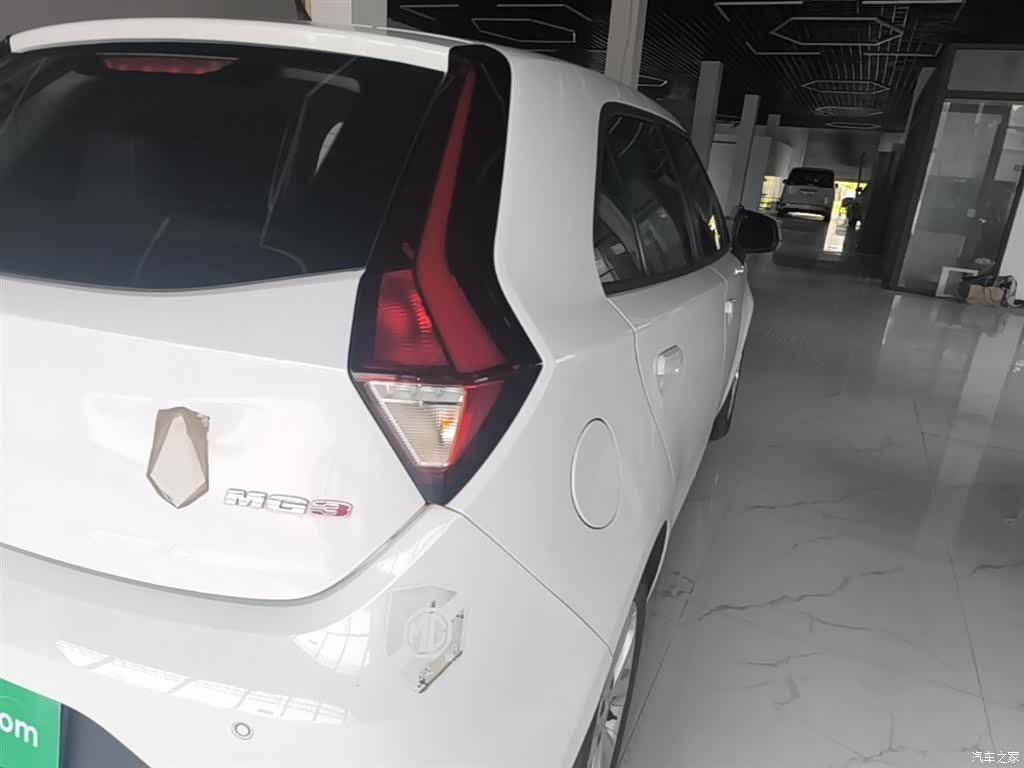 MG 3, 2019 8