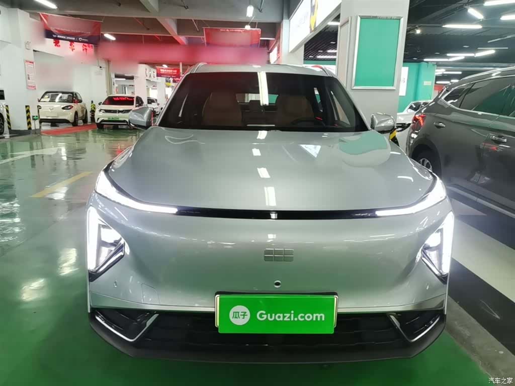 Geely Galaxy L7, 2025 3
